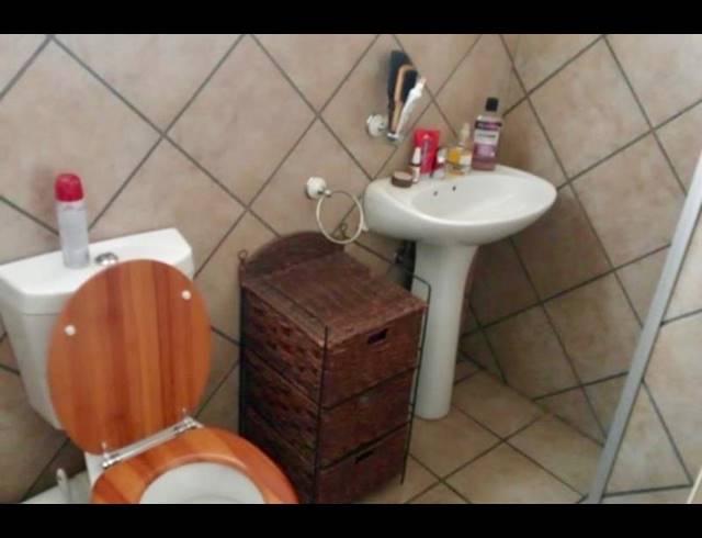 0 BEDROOM APARTMENT FOR SALE IN VANDERBIJLPARK SE 4
